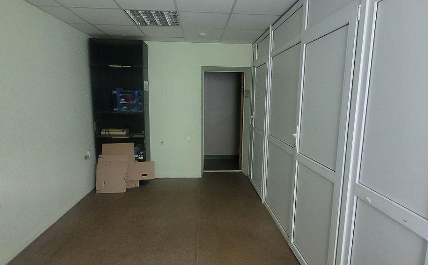 Производственная база. Центр. 6318 м2 фото