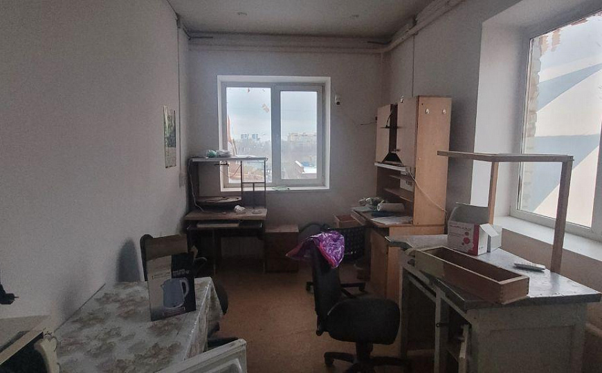 Офисы  до 51,3 м2 . Проспект Химиков 34 В. фото