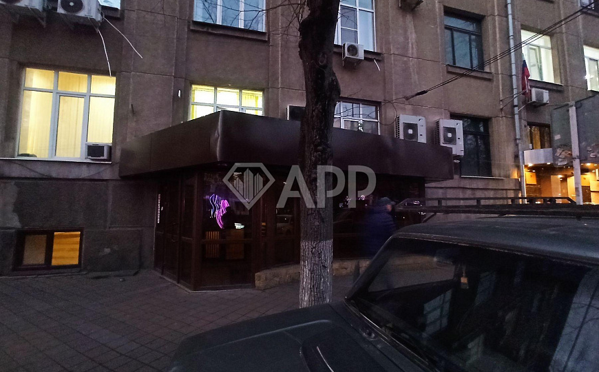 Сдаю помещение в центре на Красной с ремонтом 1 линия, 333 м² фото