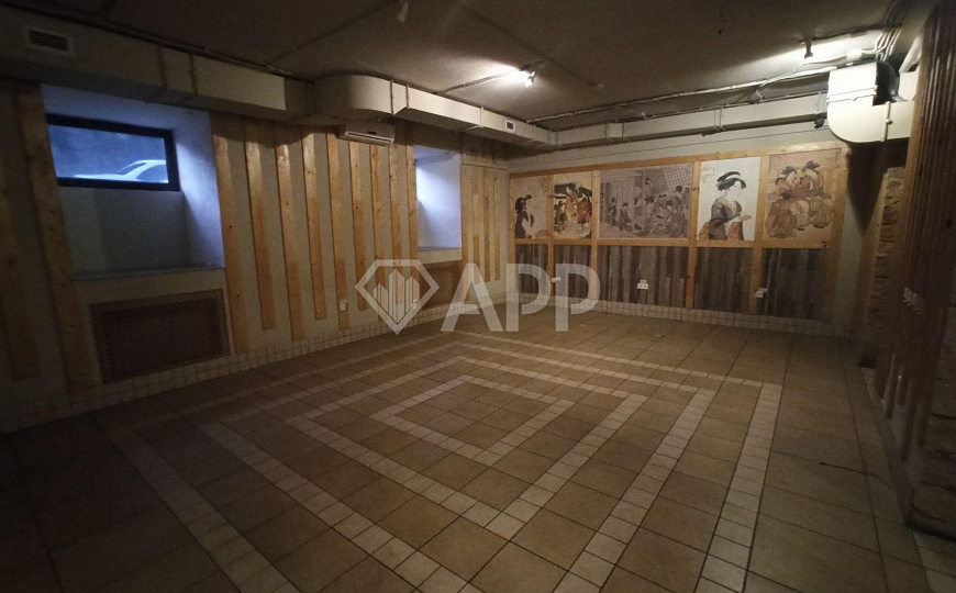Сдаю помещение в центре на Красной с ремонтом 1 линия, 333 м² фото