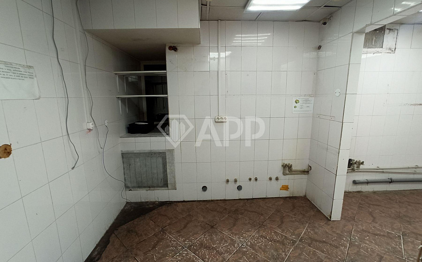 Сдаю помещение в центре на Красной с ремонтом 1 линия, 333 м² фото