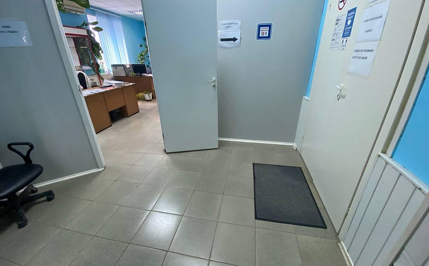 Офисное помещение в центре Красного Яра 42м²  фото