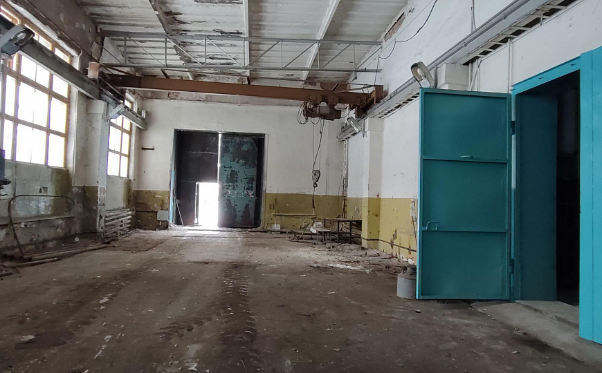 Производственное помещение на территории базы фото