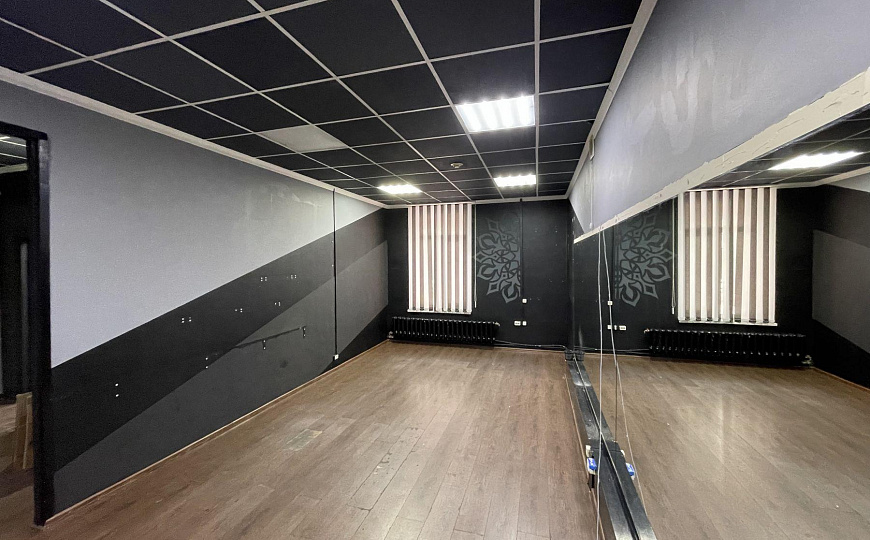 Сдам офисное помещение, 78 м² фото