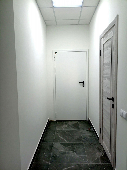 Торгово-офисное помещение, 225,6 м² фото