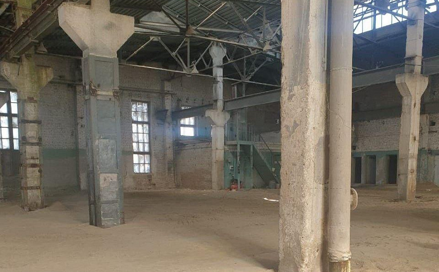 Производственно-складская база, 4 400 м² фото