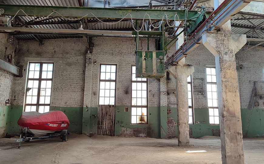 Производственно-складская база, 4 400 м² фото