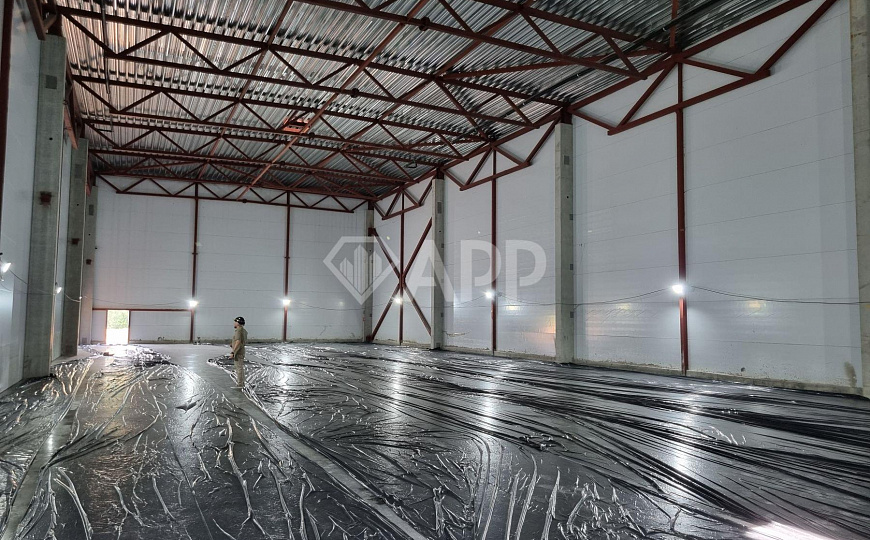 Сдаётся производственно-складское помещение от 1000 м² фото