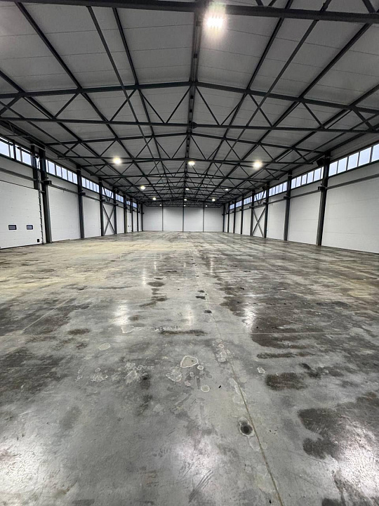 Сдам складские помещение ,1480м2 фото