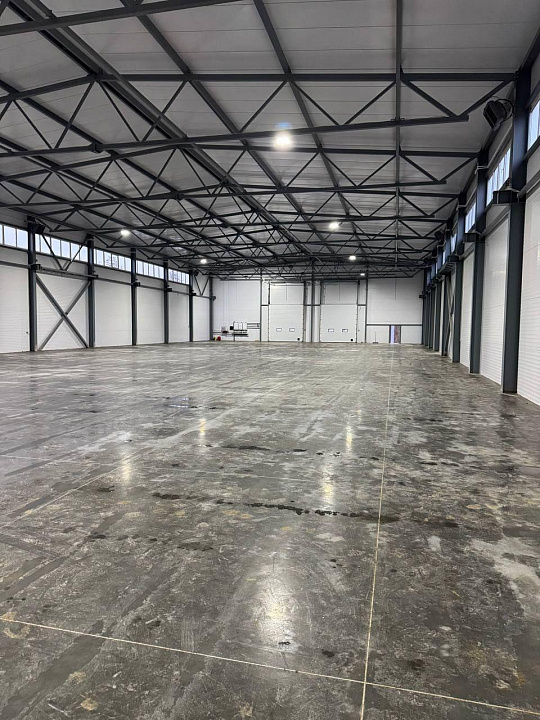 Сдам складские помещение ,1480м2 фото