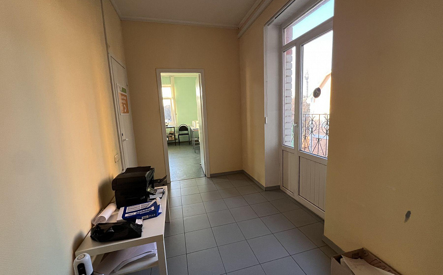 Сдам отдельно стоящее здание, 400 м² фото