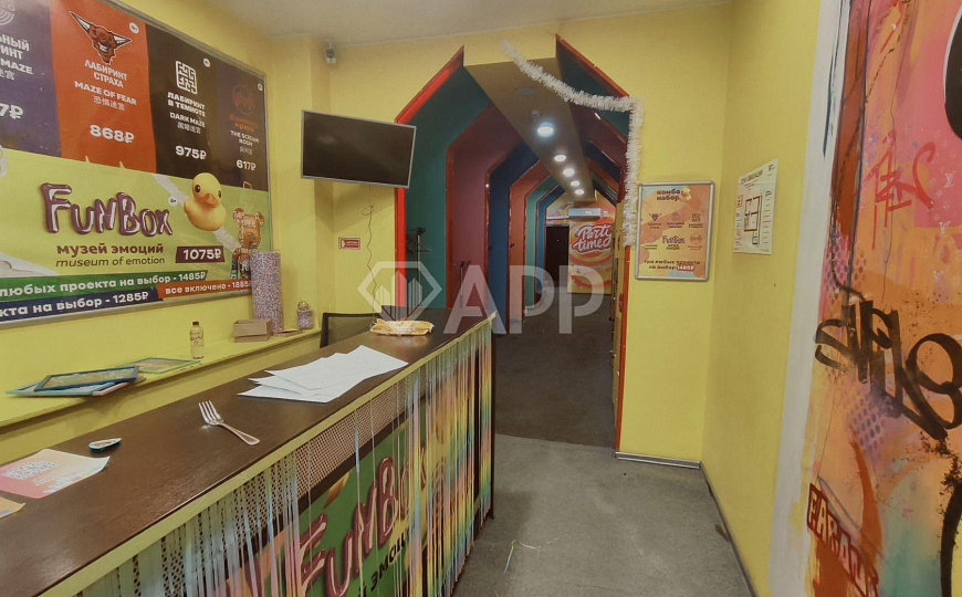 Сдам здание на Баумана фото