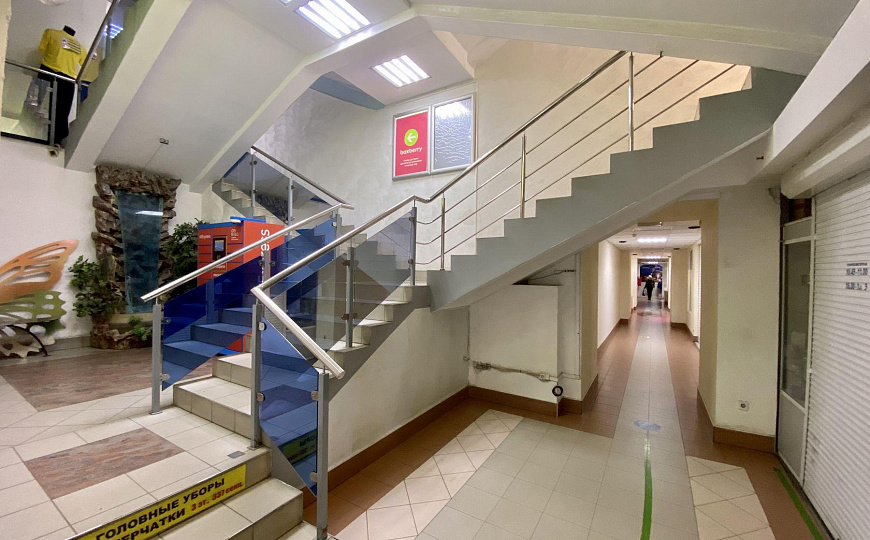 Сдам торговое помещение, 90 м² фото