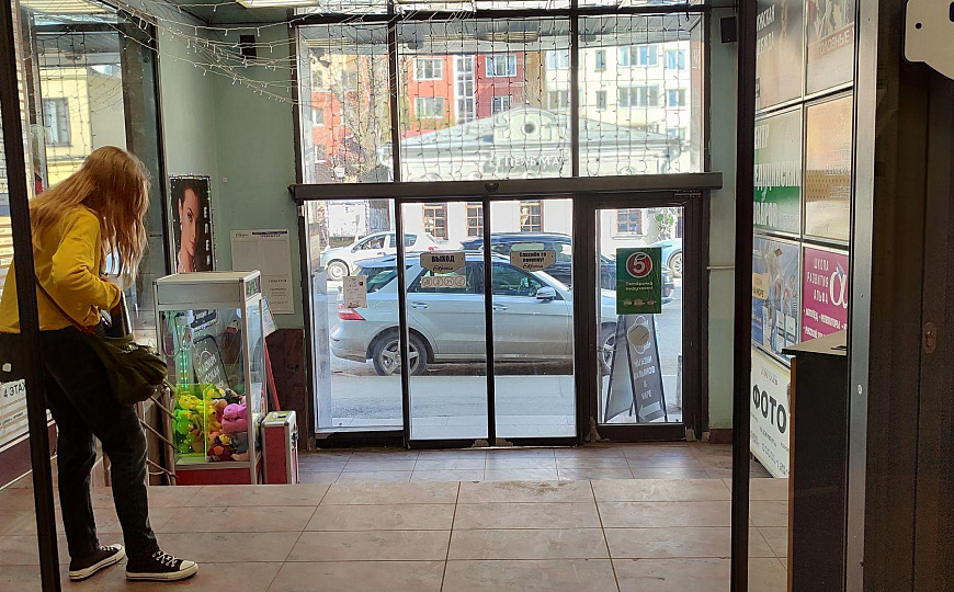 Сдам торговое помещение, 90 м² фото