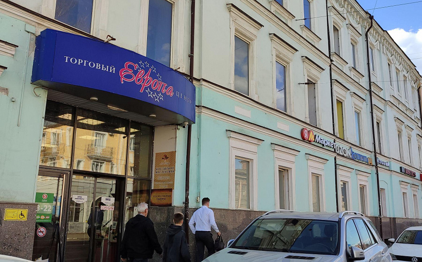 Сдам торговое помещение, 90 м² фото