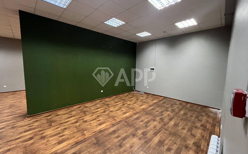 Сдам офисное помещение, 92 м² фото