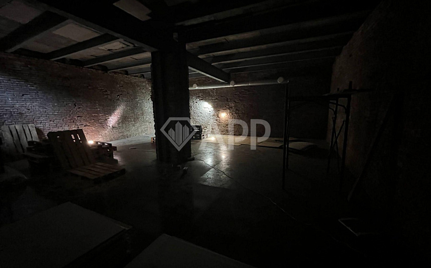 Помещение. Земля. Центр. Строительство фото