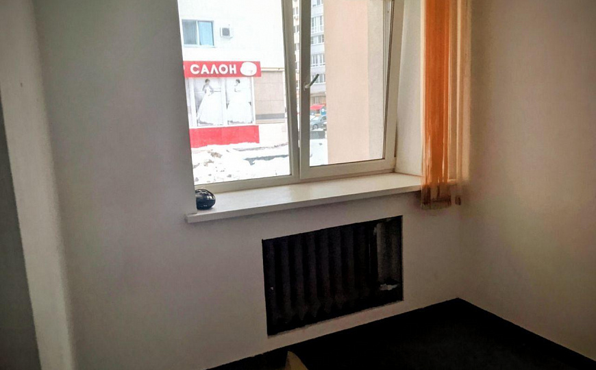 Сдаётся помещение в центре Энгельса, 62м². фото