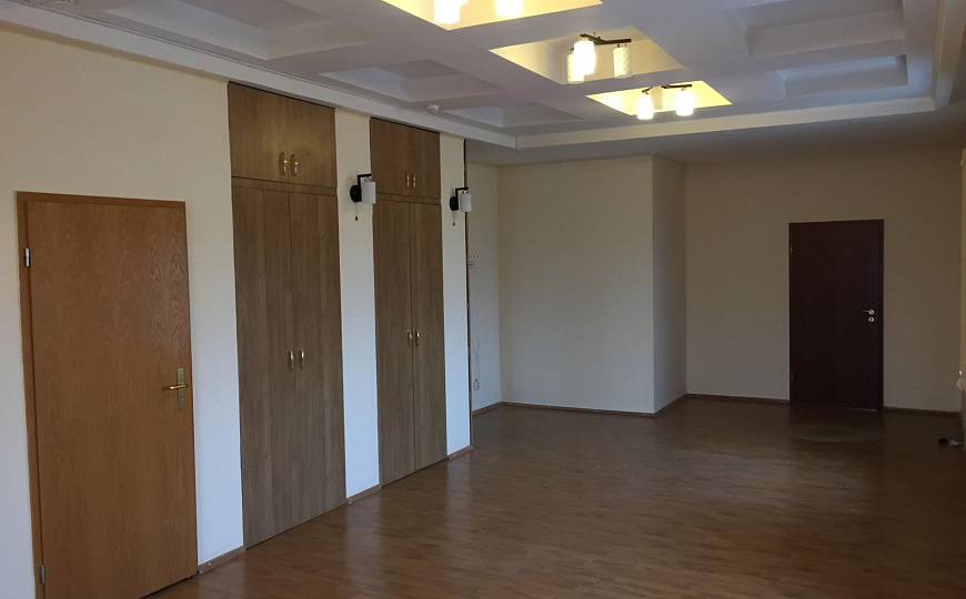 Сдам офисное помещение, 145 м² фото