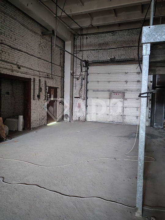 Торговая площадь 1000 кв.м фото