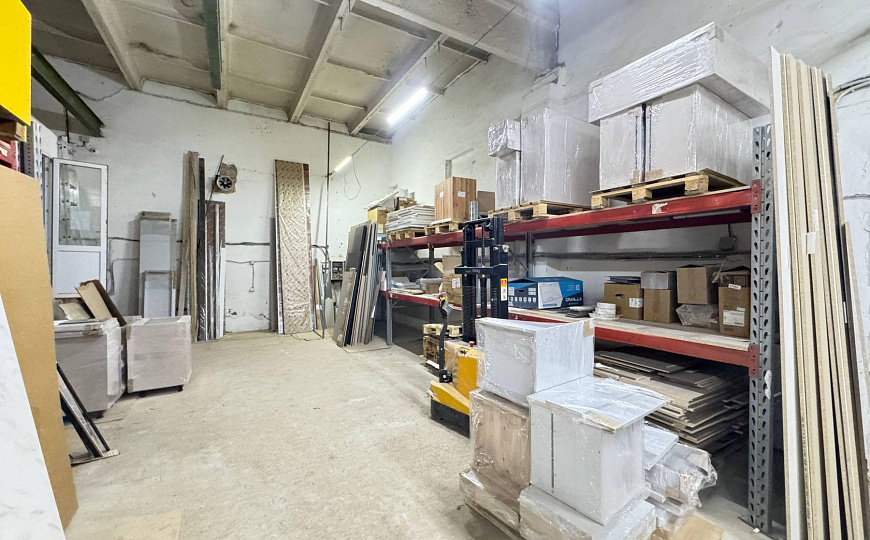 Тёплый склад 250 м2 в городе фото