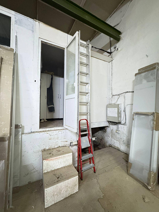 Тёплый склад 250 м2 в городе фото