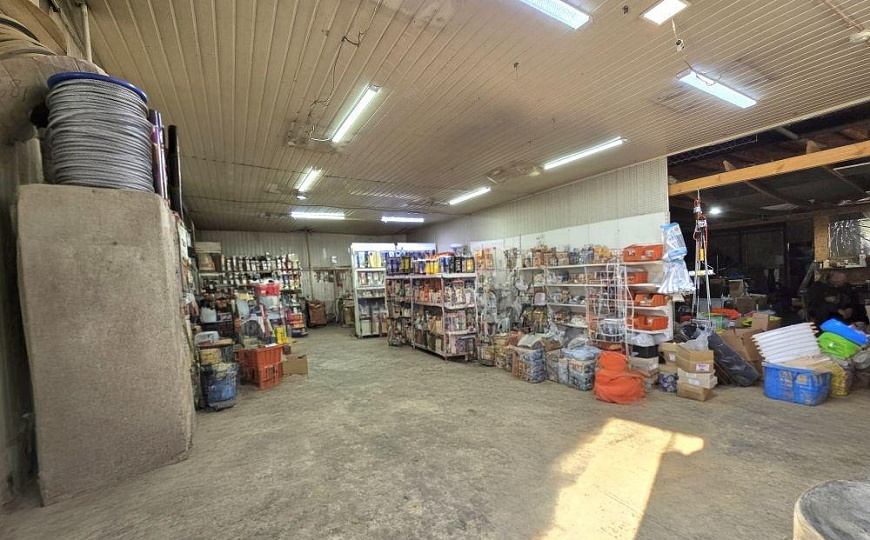 Торговое помещение на 1 линии, 200 кв.м фото