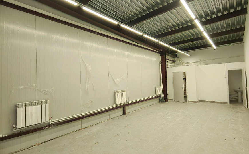 43 м2, на трафике Чижика, Fixprice, Апрель фото