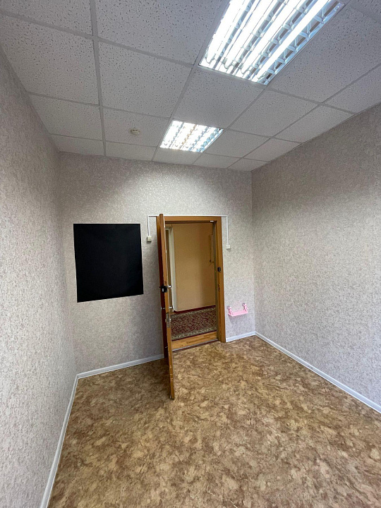 Сдам офисное помещение, 11,4 м² фото