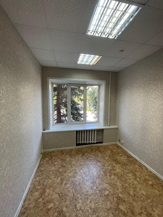 Сдам офисное помещение, 11,4 м² фото