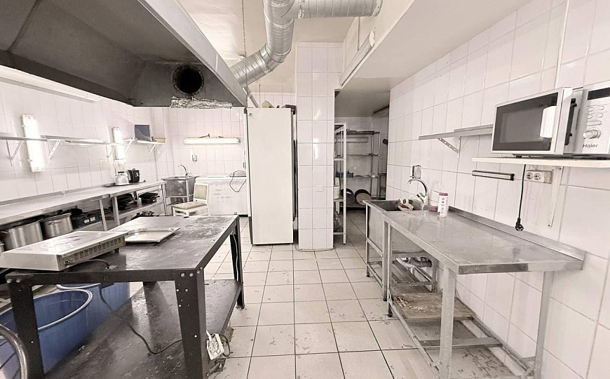 Помещение общественного питания, 150 м² фото