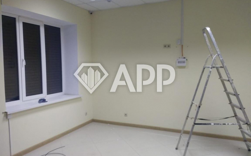 Продам торговое помещение, 74 м² фото