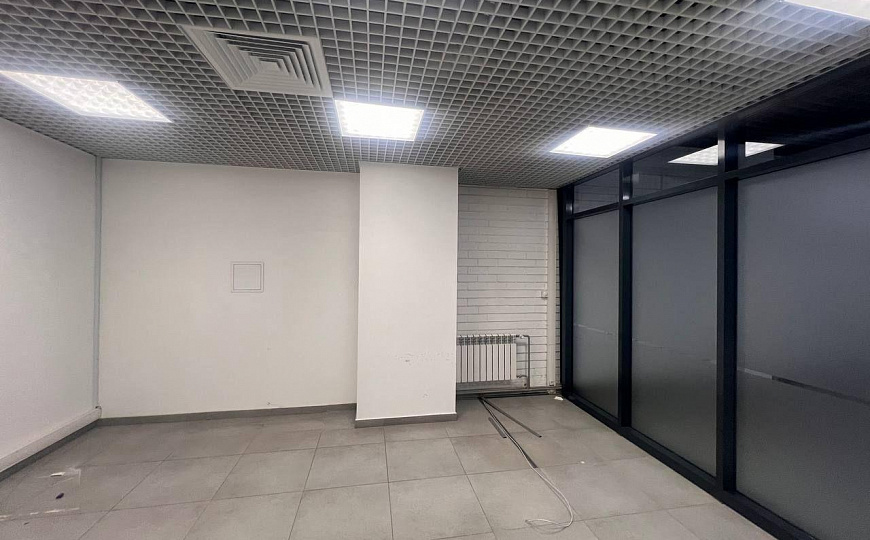 Готовый автокластер 447м² под детейлинг, автосалон фото