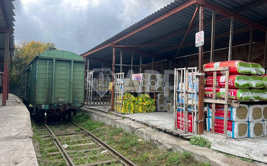 Продаю площадку со складами, земельный участок 3830м² с собственной ж/д веткой фото