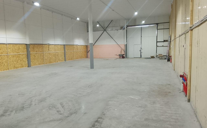 Сдаётся новое производственно-складское помещение фото