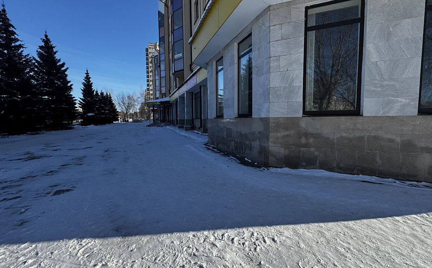 Помещение свободного назначения 560 кв.м. фото