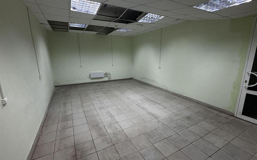 Помещение свободного назначения 560 кв.м. фото