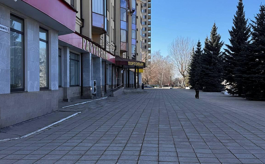 Помещение свободного назначения 560 кв.м. фото