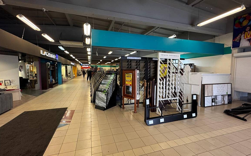 Аренда торгового центра 2500 кв.м. фото