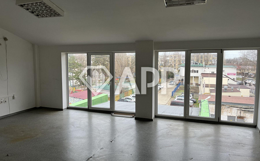 Продаю нежилое здание, 357.8 м² фото