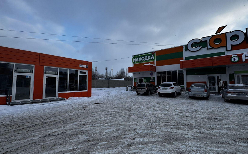 Торговое помещение 216 м² фото