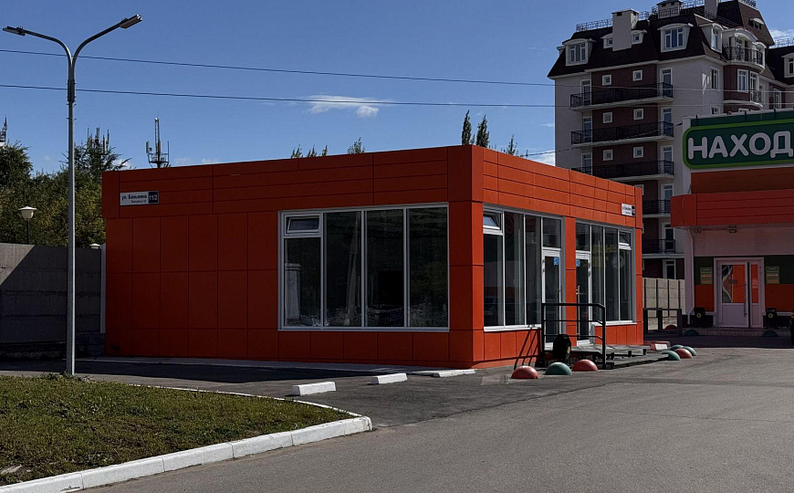 Торговое помещение 216 м² фото