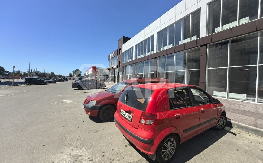 Сдаю 1 линия с высоким трафиком, 480 м² фото