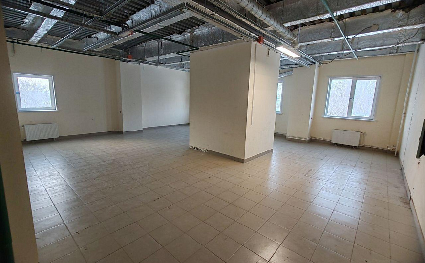 Сдам  300 м² в ТЦ КУБ фото