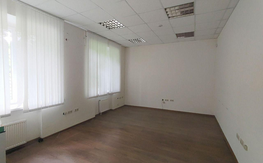 Продается офисное помещение фото