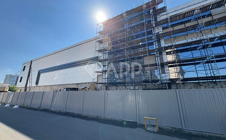 Сдаю торговый центр, 1 500 м² фото