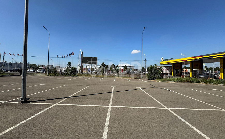 Сдаю торговый центр, 1 500 м² фото