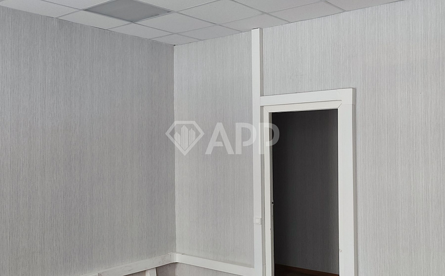 Сдаю 180 м² фото