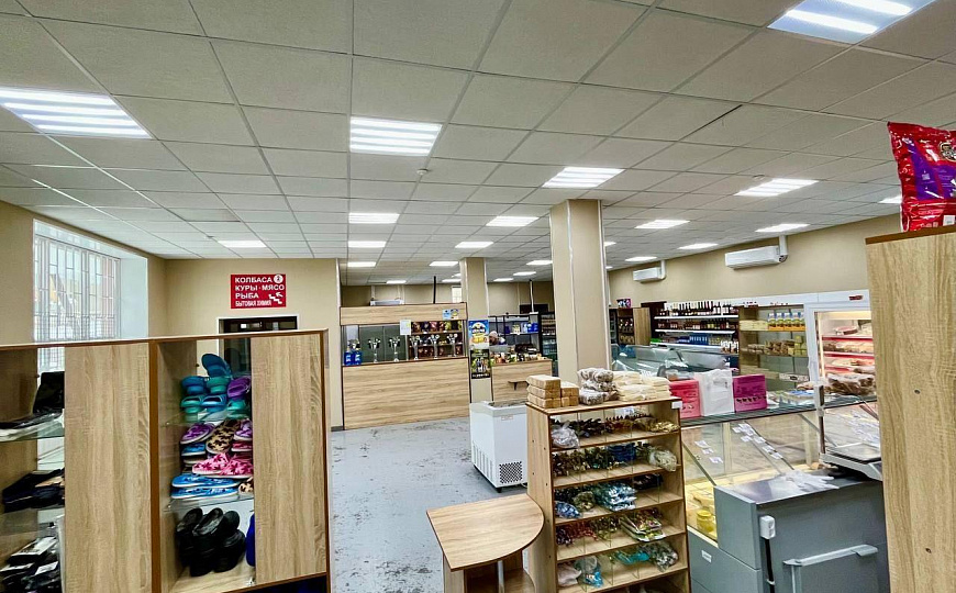 Торговое помещение 650 м2 фото