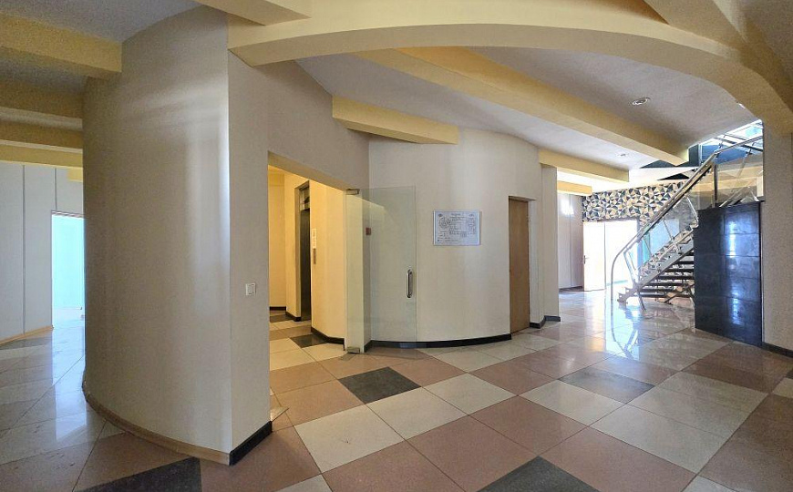 Офисное помещение в центре, 1254 кв.м фото